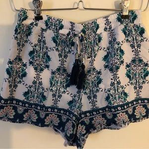 Charlotte Russe pretty paisley cotton shorts with lining.